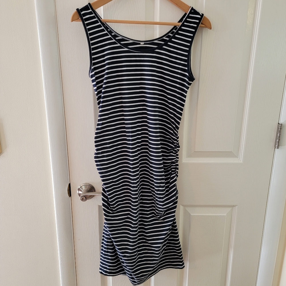 Sleeveless Maternity Dress